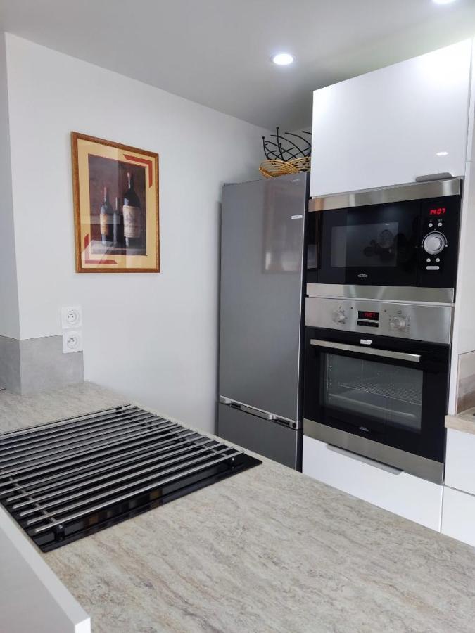 Comfortable Air-Conditioned T3 In The Heart Of Amboise With Parking Space المظهر الخارجي الصورة